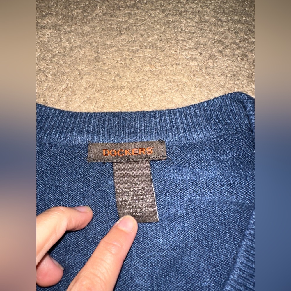 Mens large docker sweater